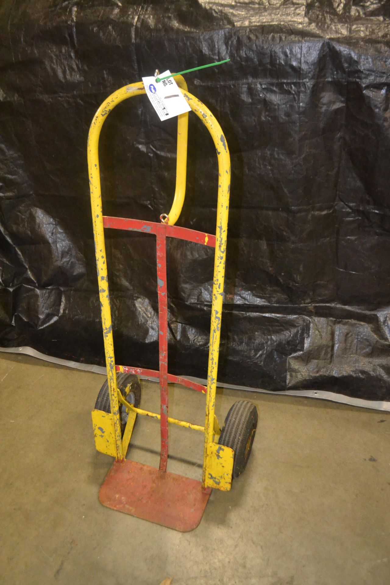 2-wheel hand truck