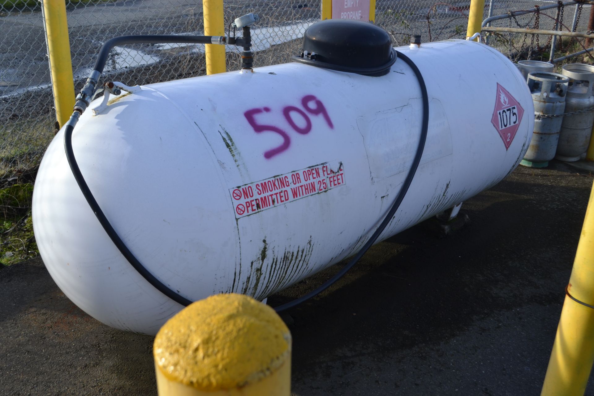 500 gallon propane tank (7 day late removal)