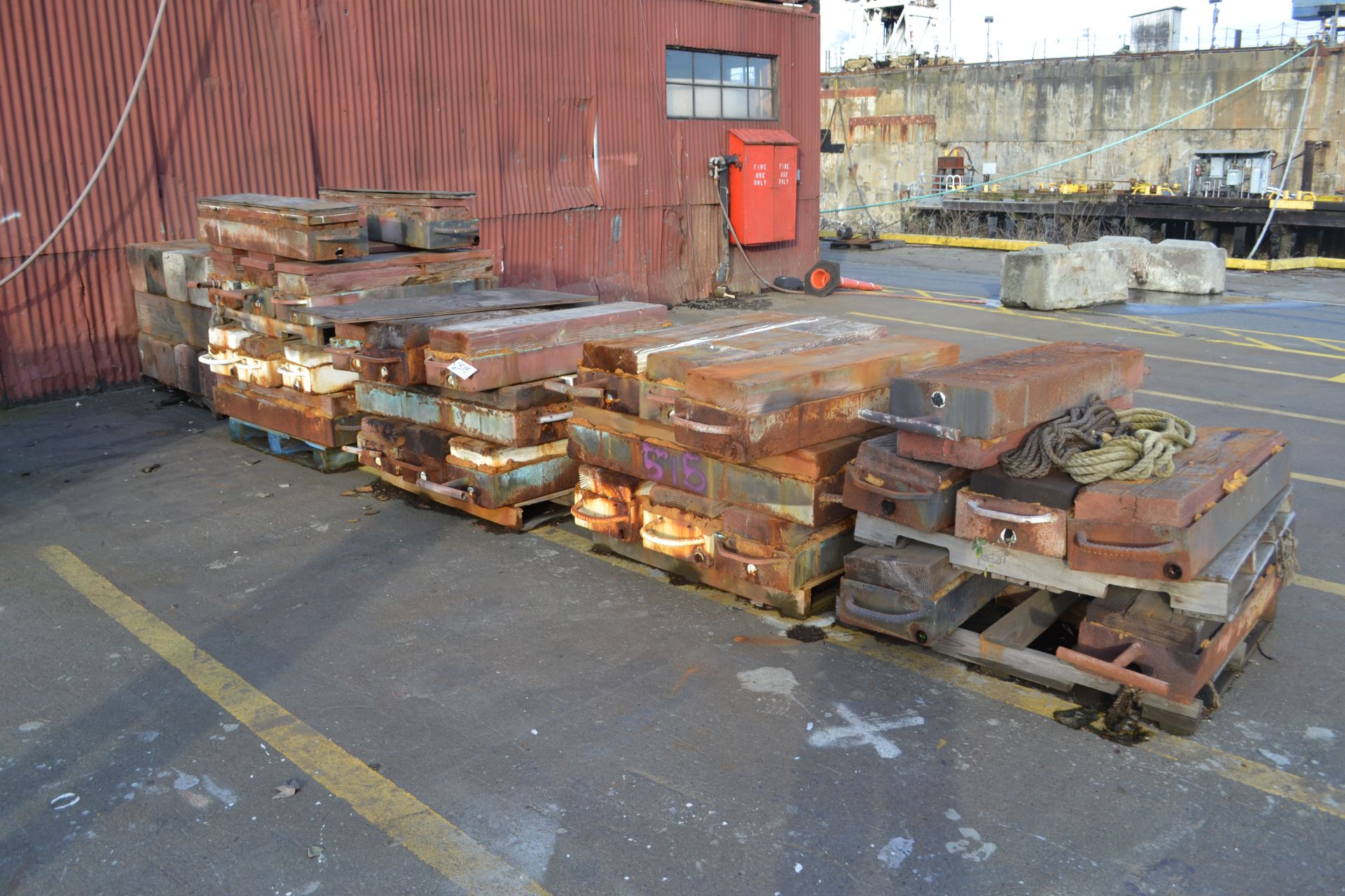(6) pallets of assorted dunnage
