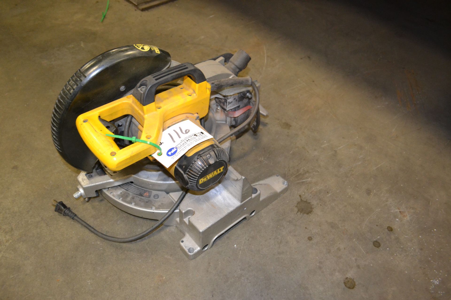 Dewalt 12" chopsaw - Image 2 of 2