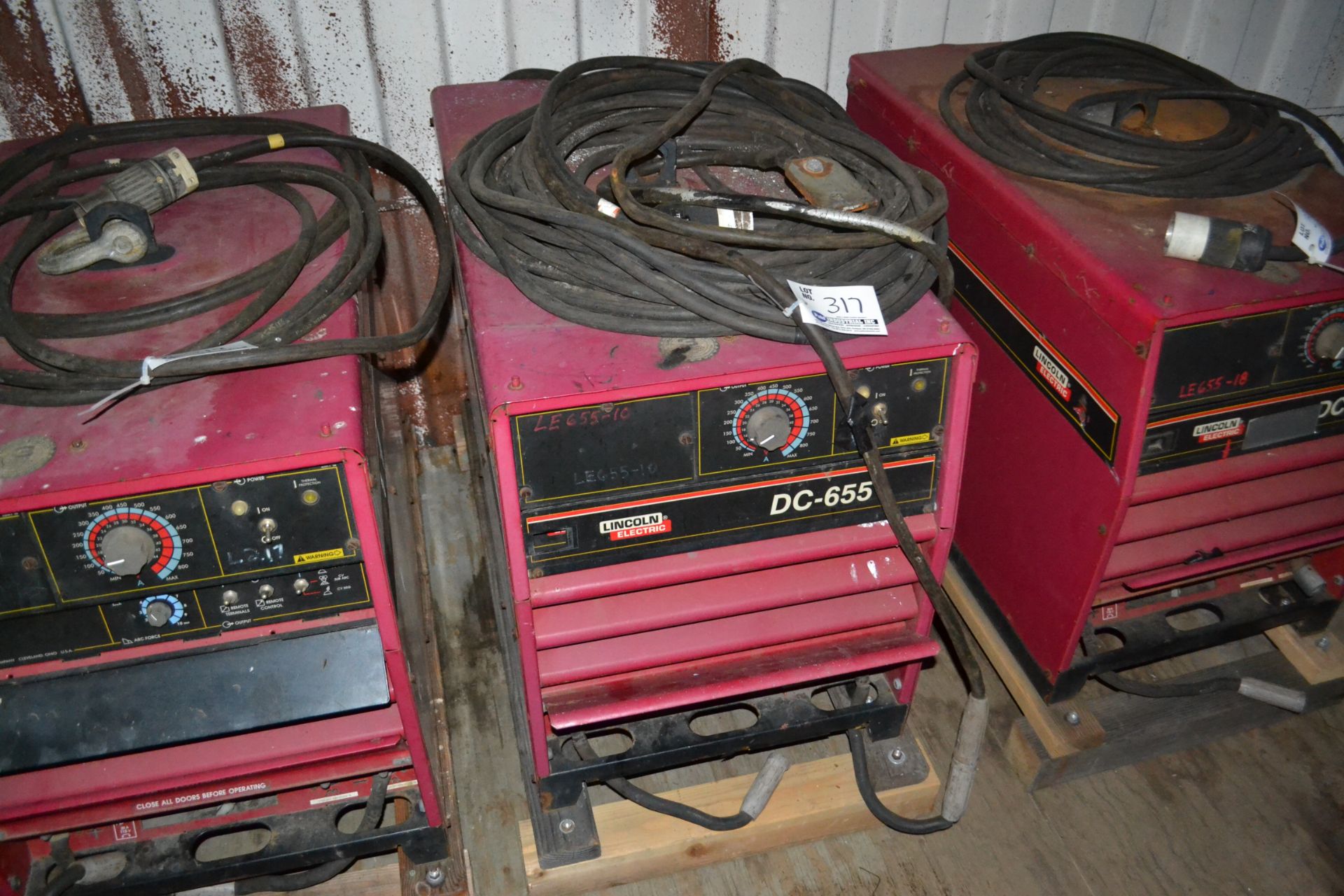 Lincoln DC-655 welding power source