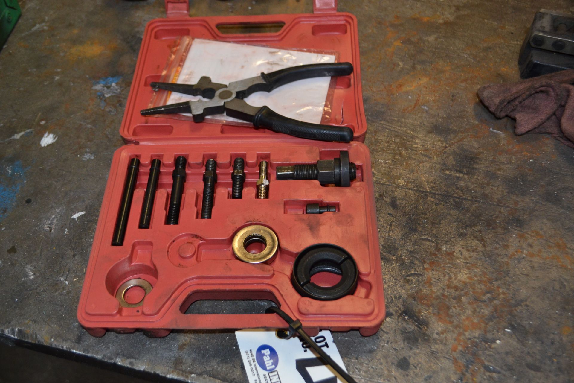 US General Pulley Remover and Installer Kit