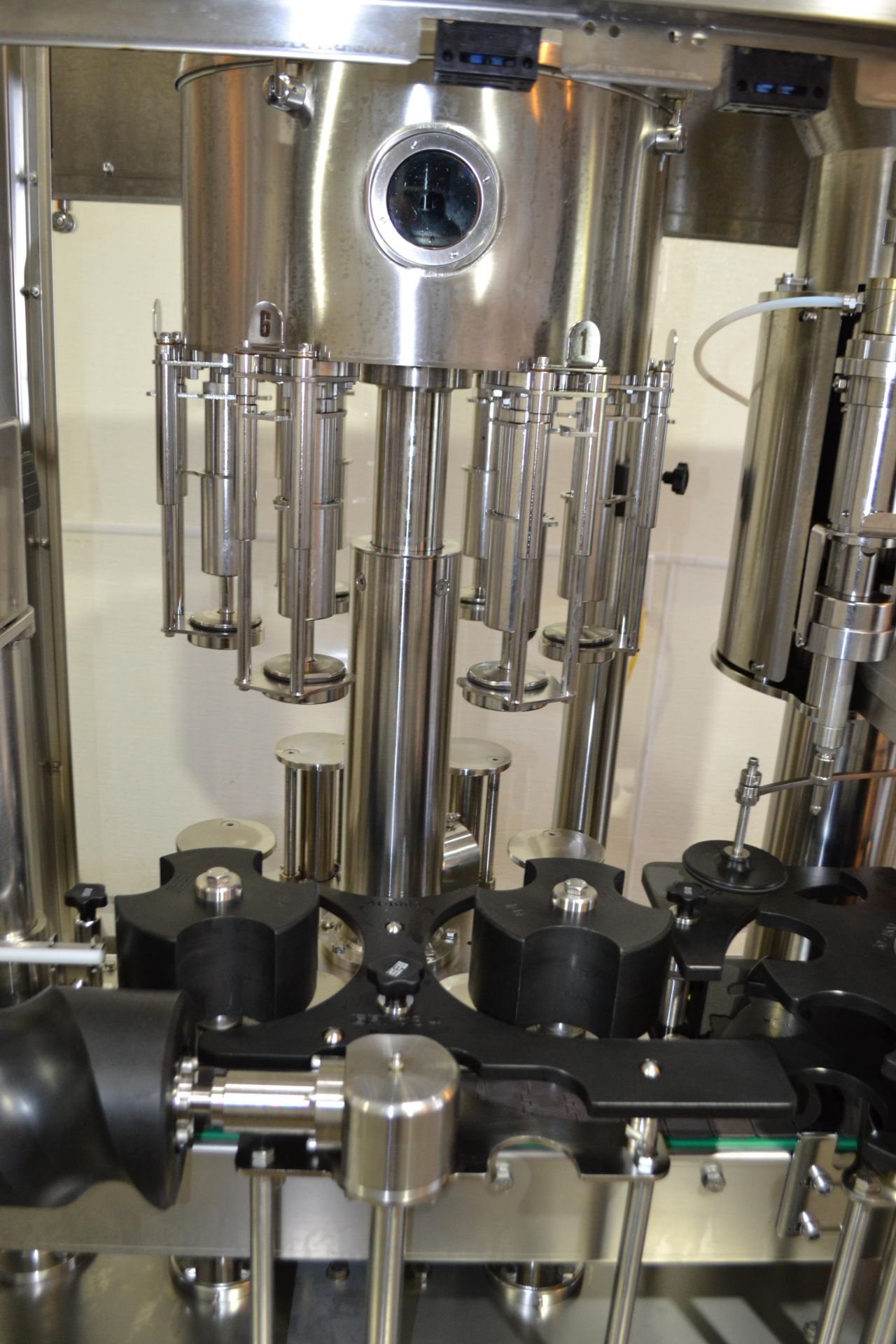 2014 GAI Model 1001W-001 De/Aerator, Filler, Gas Injector, Vacuum Corker - Image 8 of 12