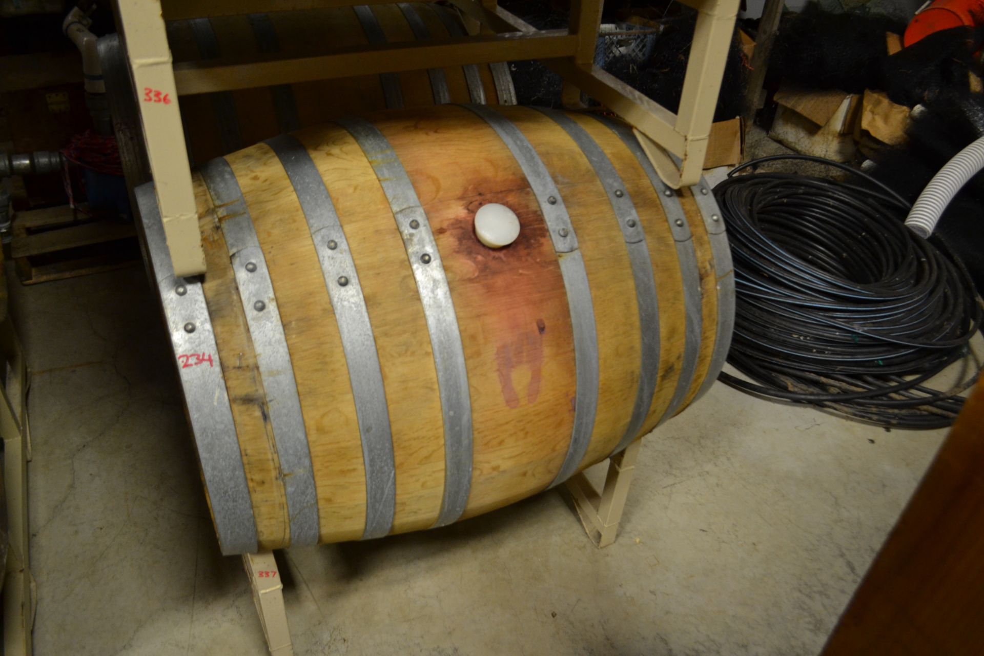 60 Gallon Neutral Wine Barrel - Steamed