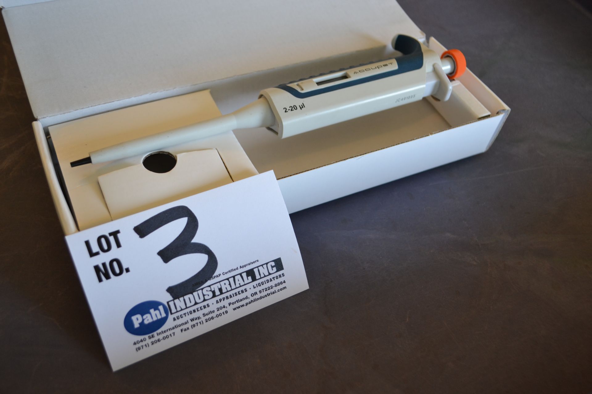 Occupet 2-20 microliter micro pipette