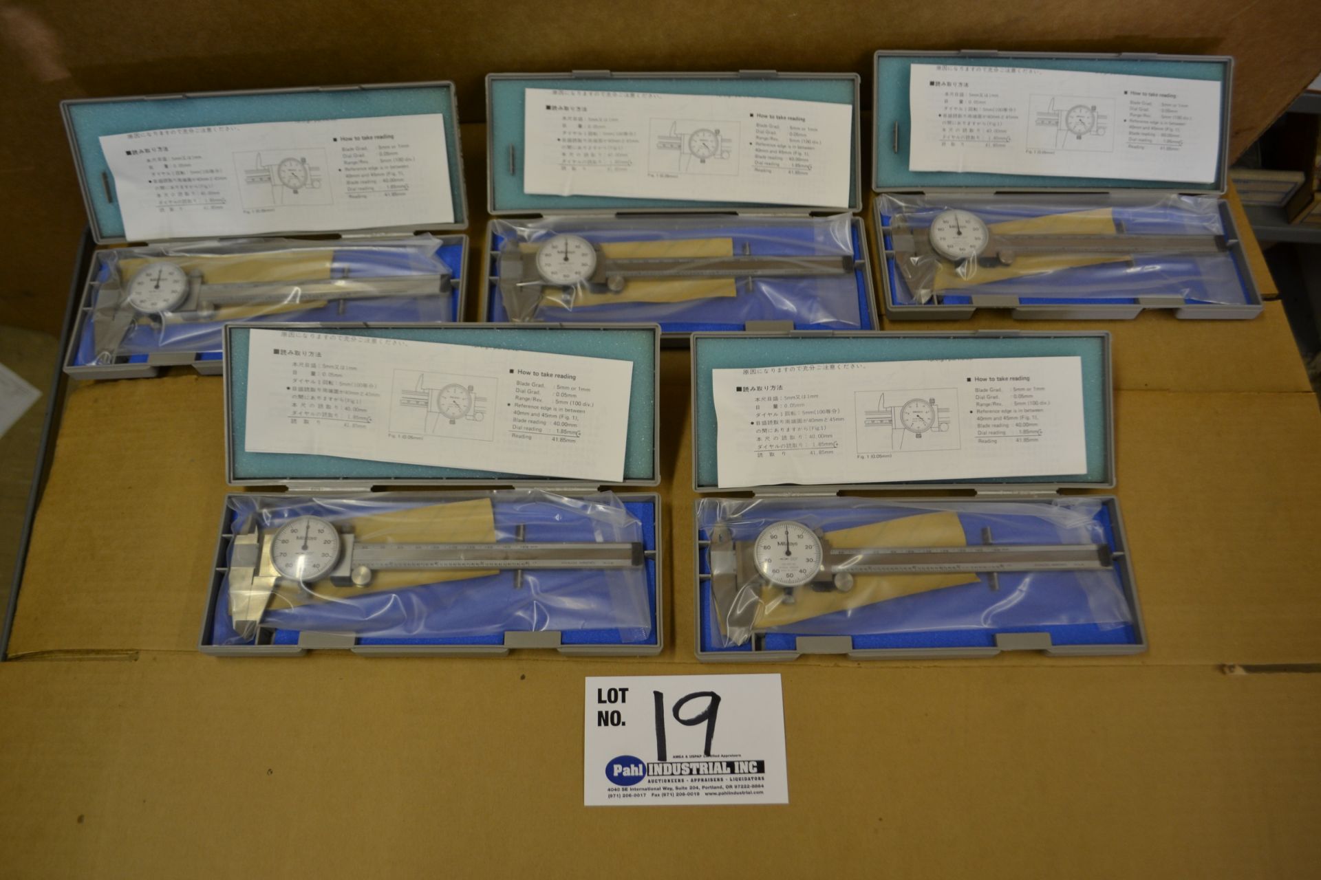 Box of (5) Mitutoyo 6" Dial Calipers New In Box Model 505-637-50 - Image 2 of 2