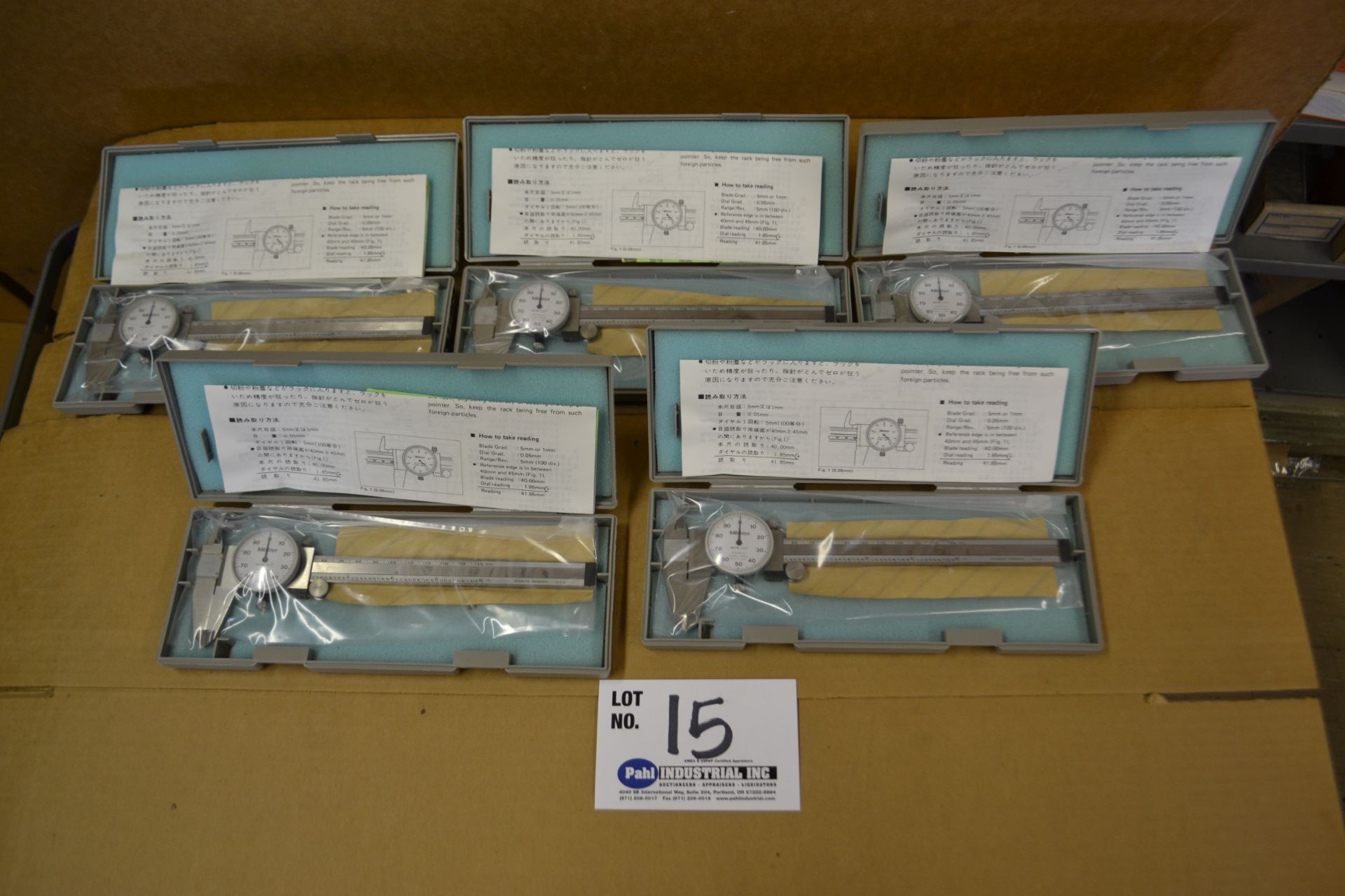 Box of (5) Mitutoyo 6" Dial Calipers New In Box Model 505-637-50