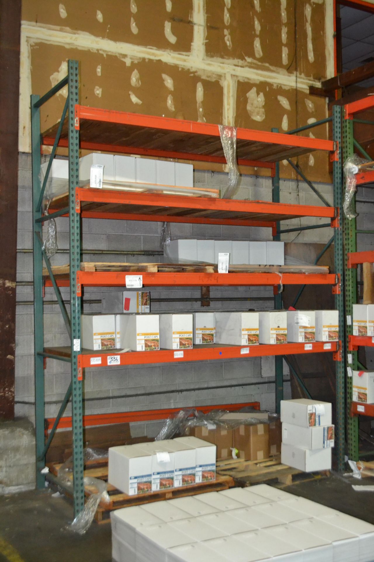 1 section 8' Pallet Racking
