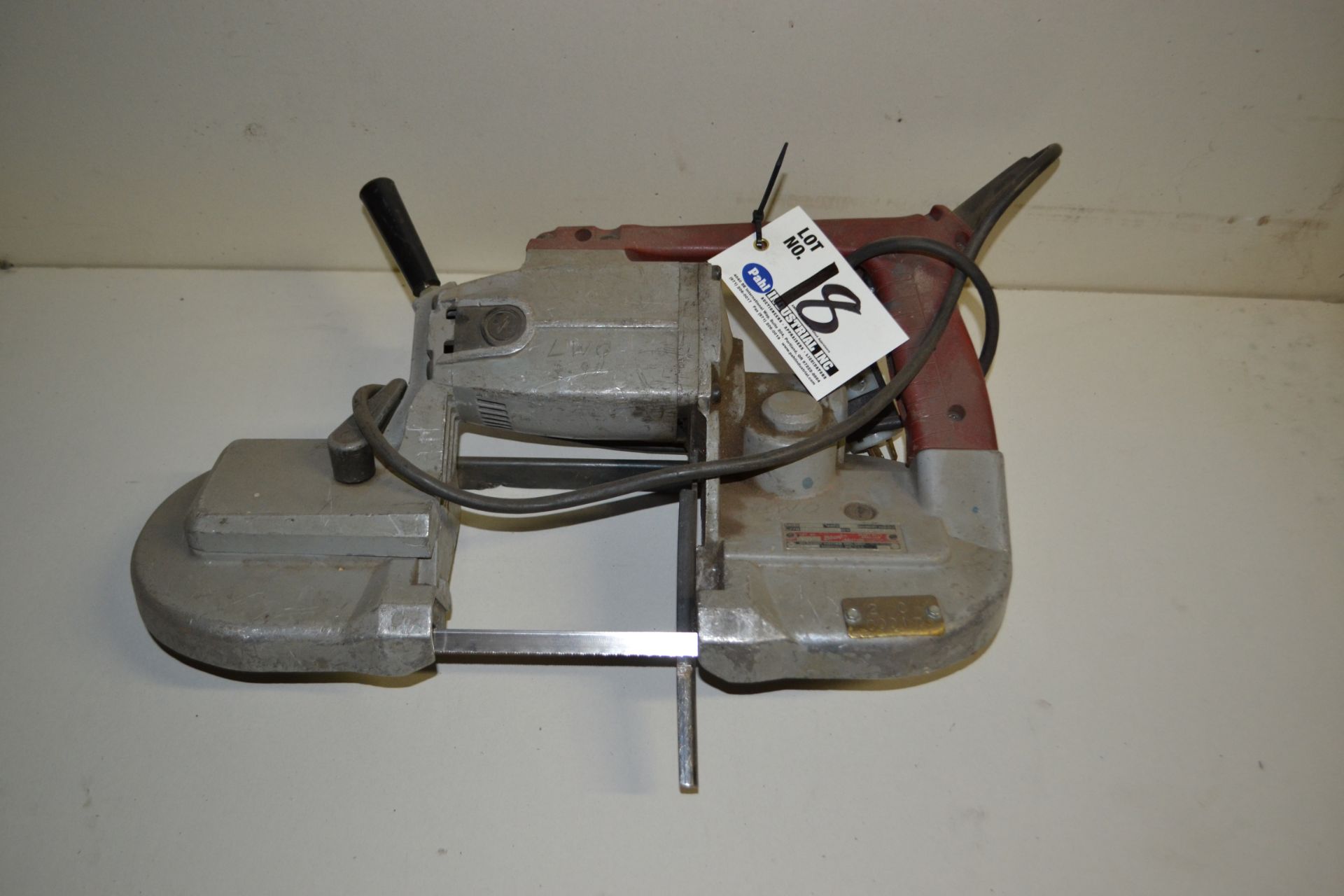 Milwaukie 6236 Portable Bandsaw