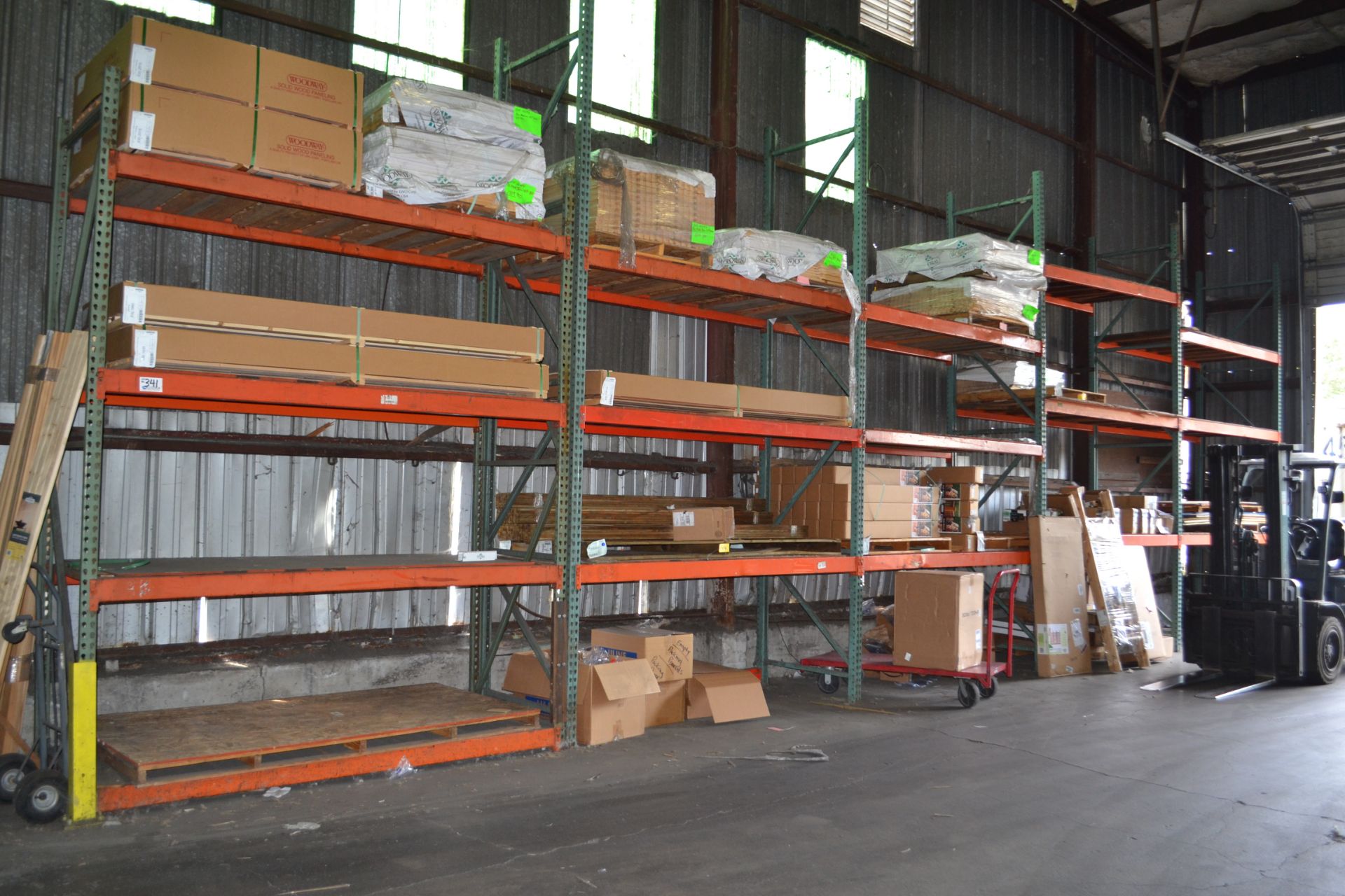 5 sections 8' Pallet Racking