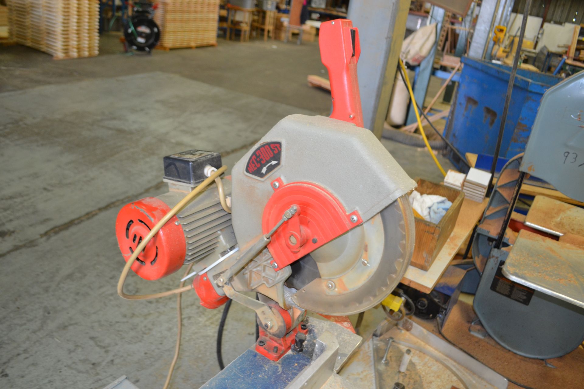 4-Station L-Shaped Woodworking Table - Image 2 of 7