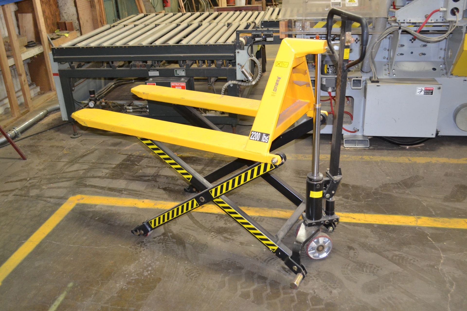 Wesco 2200LB Pallet High Lift Pallet Jack Truck 31.5" lift