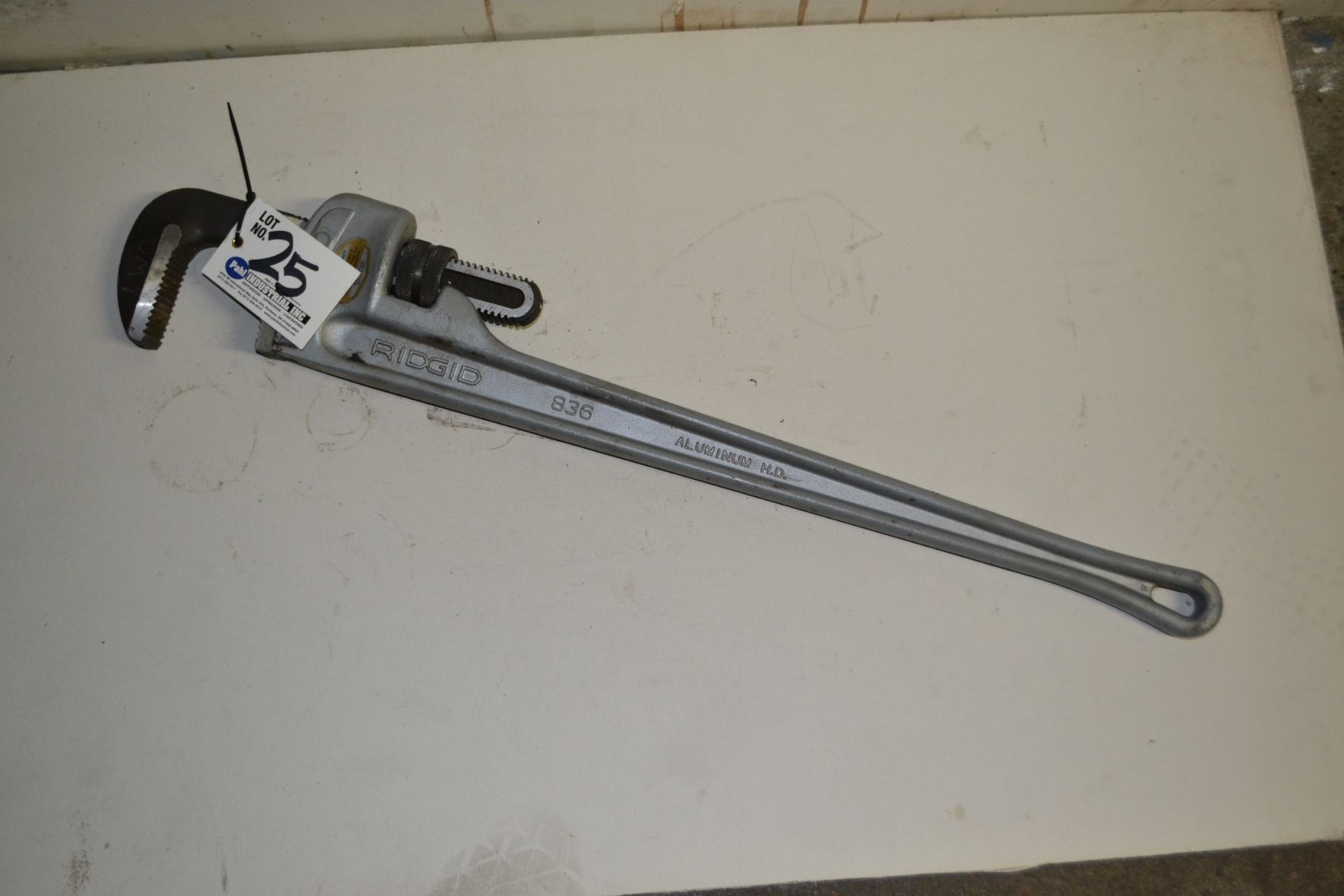 Ridgid 836 36" Aluminum Pipe Wrench