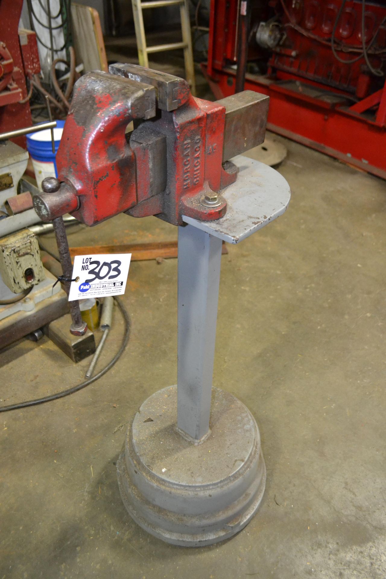 Morgan 4.5" Shop Vise on stand