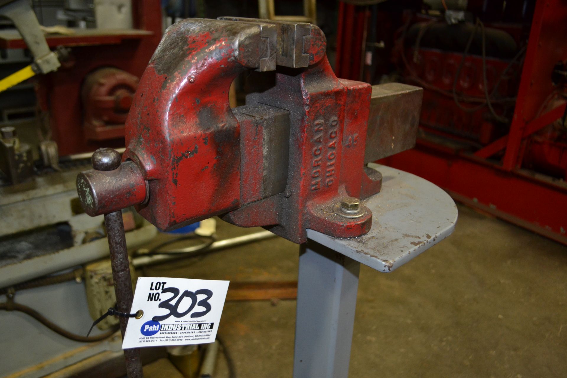 Morgan 4.5" Shop Vise on stand - Image 2 of 2