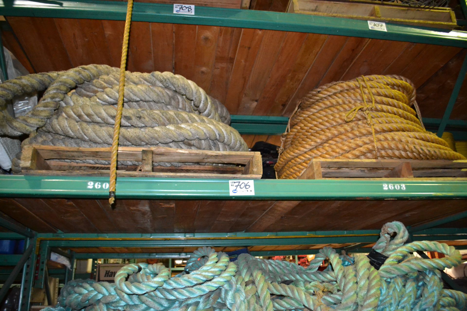 Manilla 3-Strand approx 600' with 2.75" thick rope approx 200'