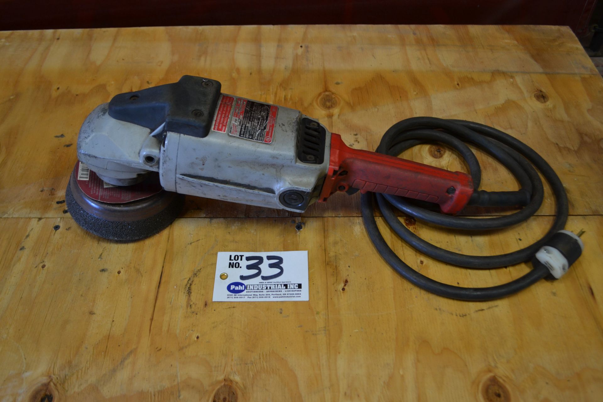 Milwaukee 6066 7"/9" Right Angle Grinder