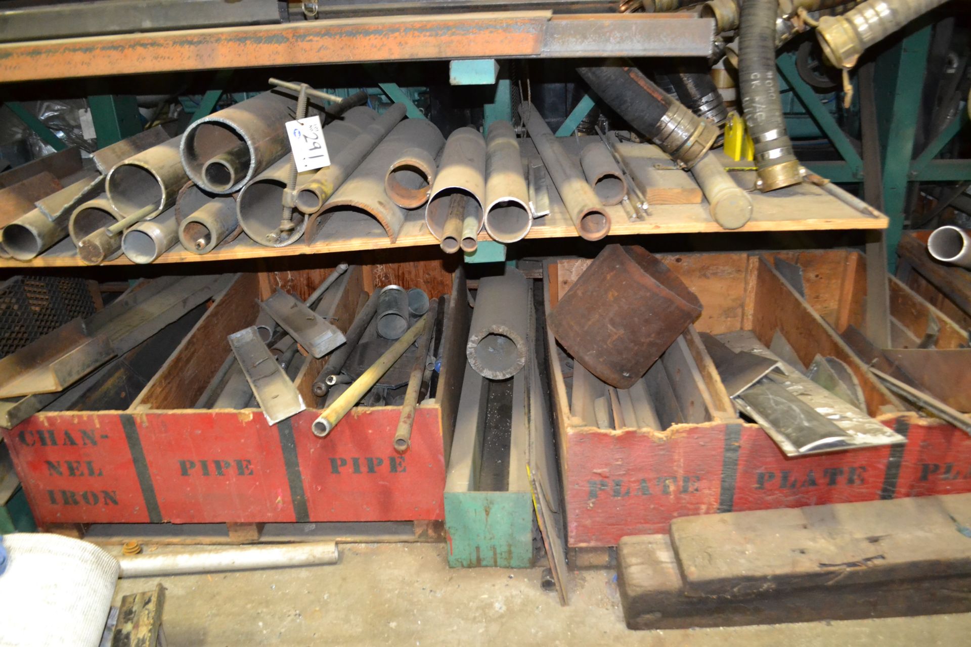 All Metal and Wood Contents on Section of Racking - Image 2 of 3