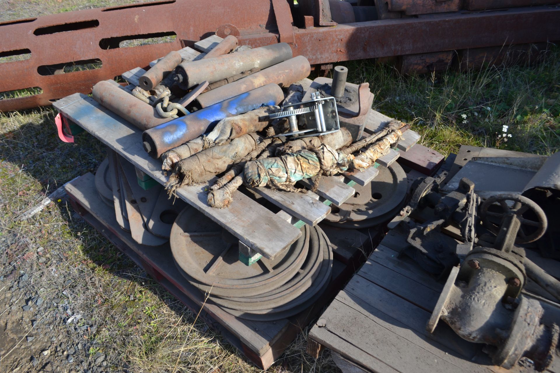 (7) Pallets Assorted chain, tools etc - Image 5 of 5