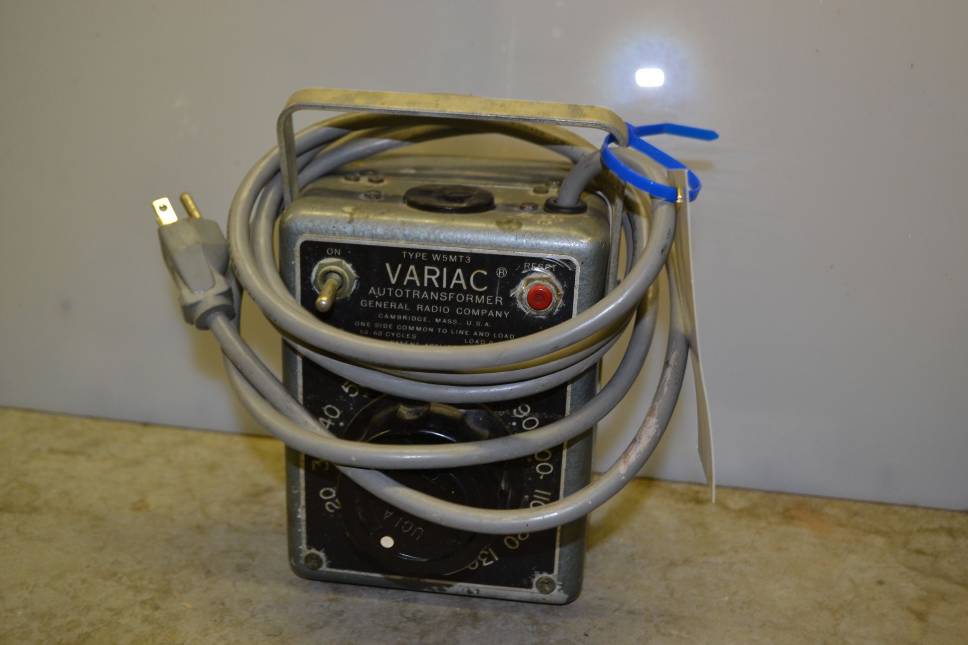 Variac W5MT3 Autotransformer - Image 2 of 2