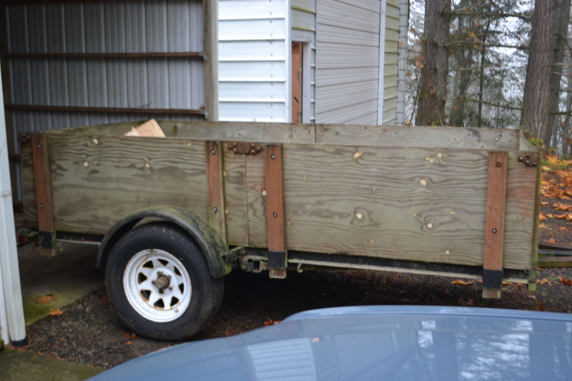 Spring Valley Model 510T 10' Single Axle Flatbed Trailer with Side Panels - Image 4 of 4