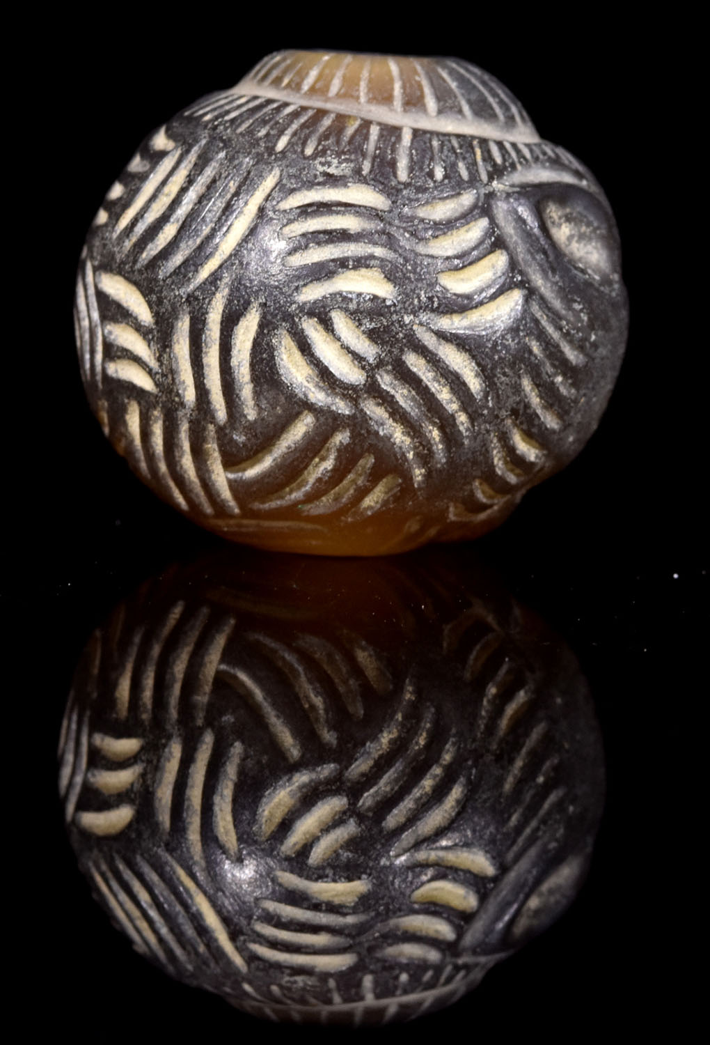 SASSANIAN LIGHT STONE JAGUAR HEAD BEAD - Image 3 of 4