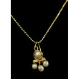 GREEK HELLENISTIC PERIOD GOLD PENDANT WITH PEARLS