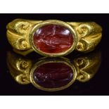 ROMAN GOLD INTAGLIO RING WITH ATHENA