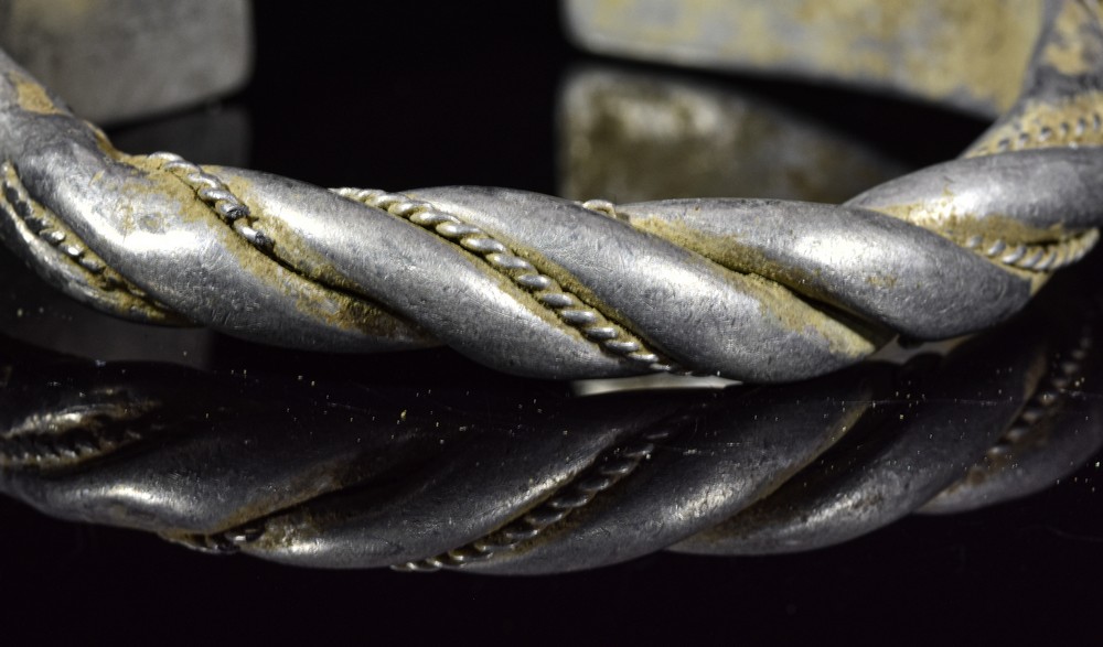 VIKING SILVER TWISTED BRACELET - Image 12 of 14