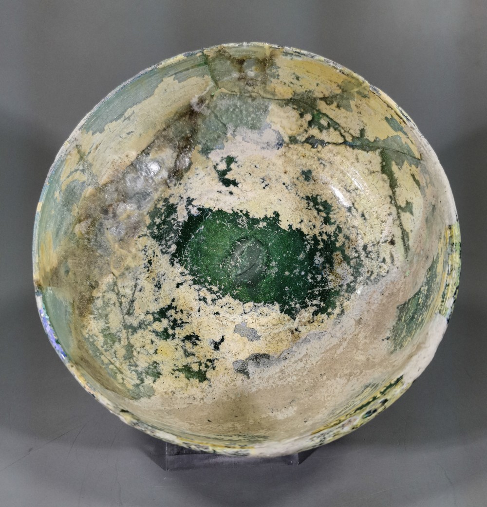 ROMAN GLASS BOWL - Image 2 of 12