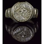 CRUSADERS BRONZE RING W/ STAR OF BETHLEHEM