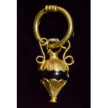 GREEK HELLENISTIC PERIOD GOLD AMPHORA PENDANT