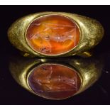 ROMAN GOLD INTAGLIO RING WITH GOD MARS