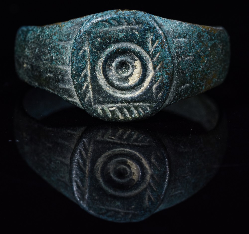 SAXON ERA BRONZE RING WITH EVIL EYE