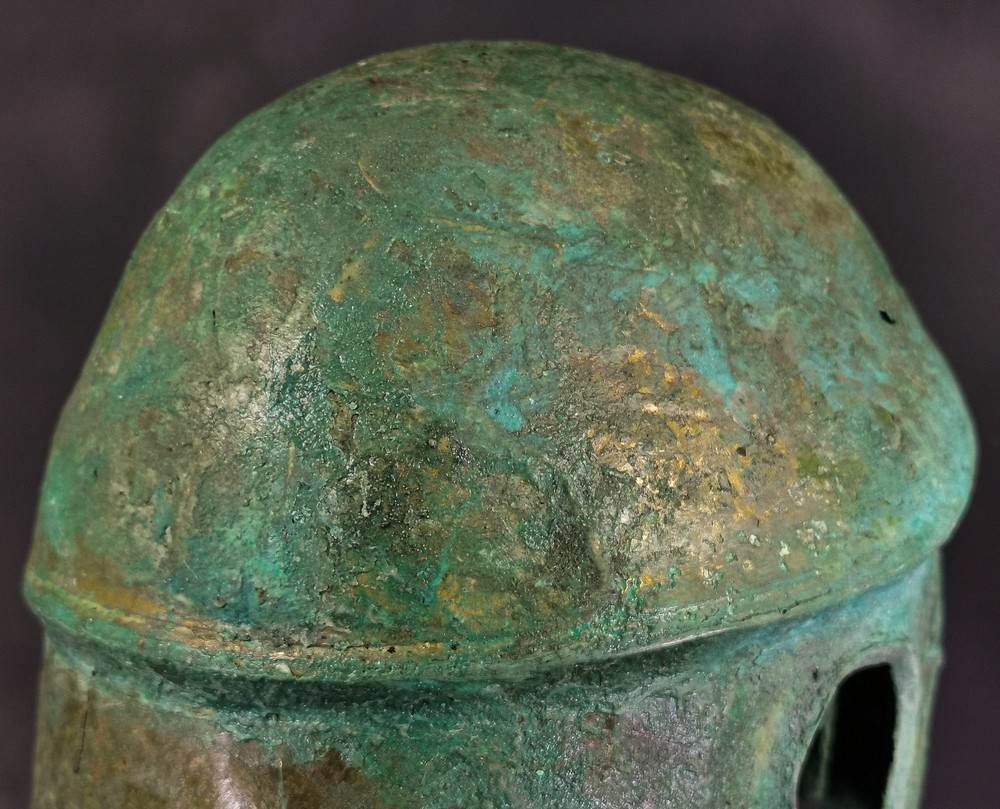 GREEK CORINTHIAN BRONZE HELMET - Image 11 of 18