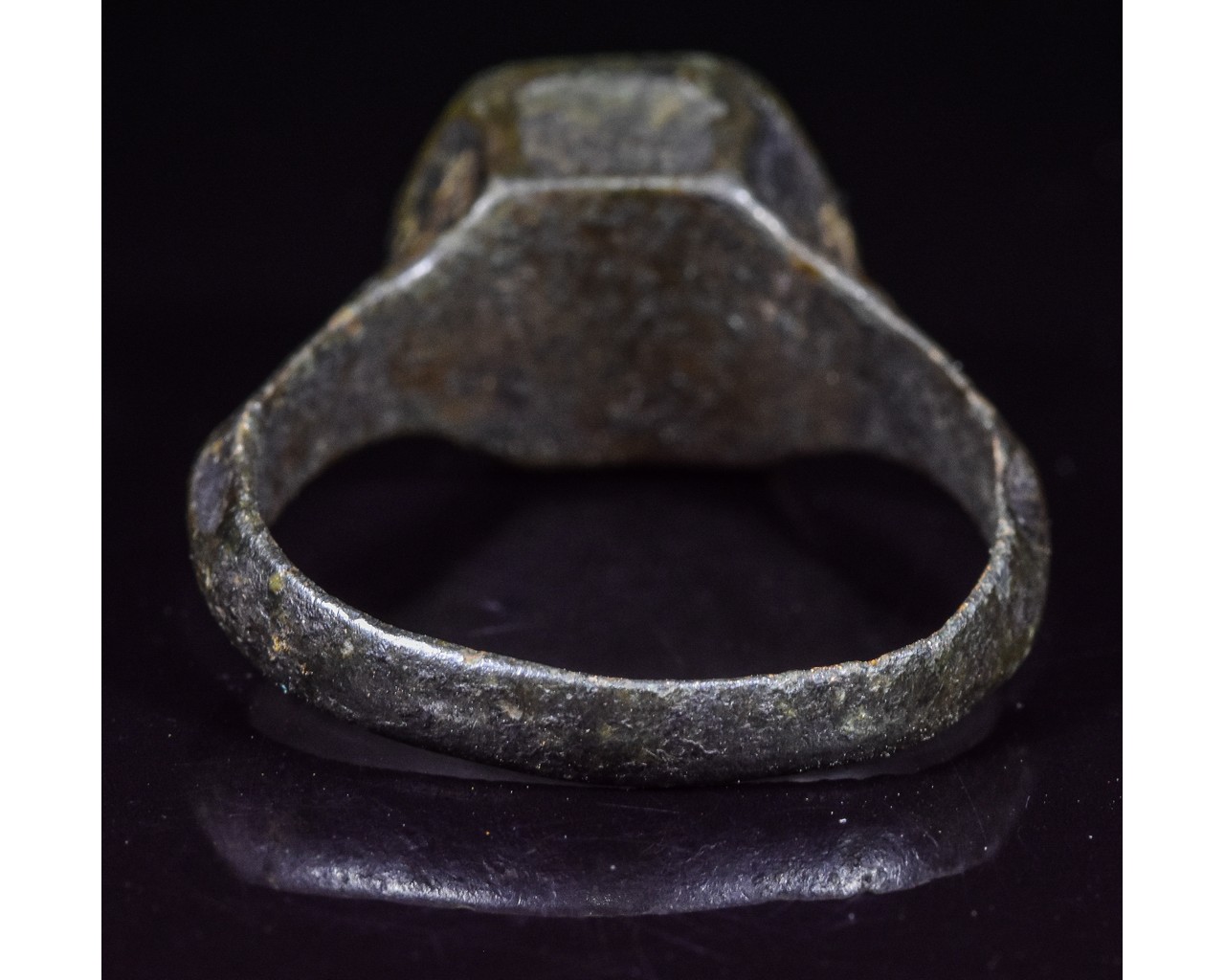 Ca.1300 AD A bronze Byzantine ring with an applied gem; shoulders with ...