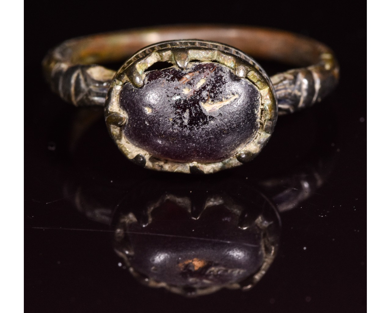 VIKING ERA BRONZE RING WITH GEM