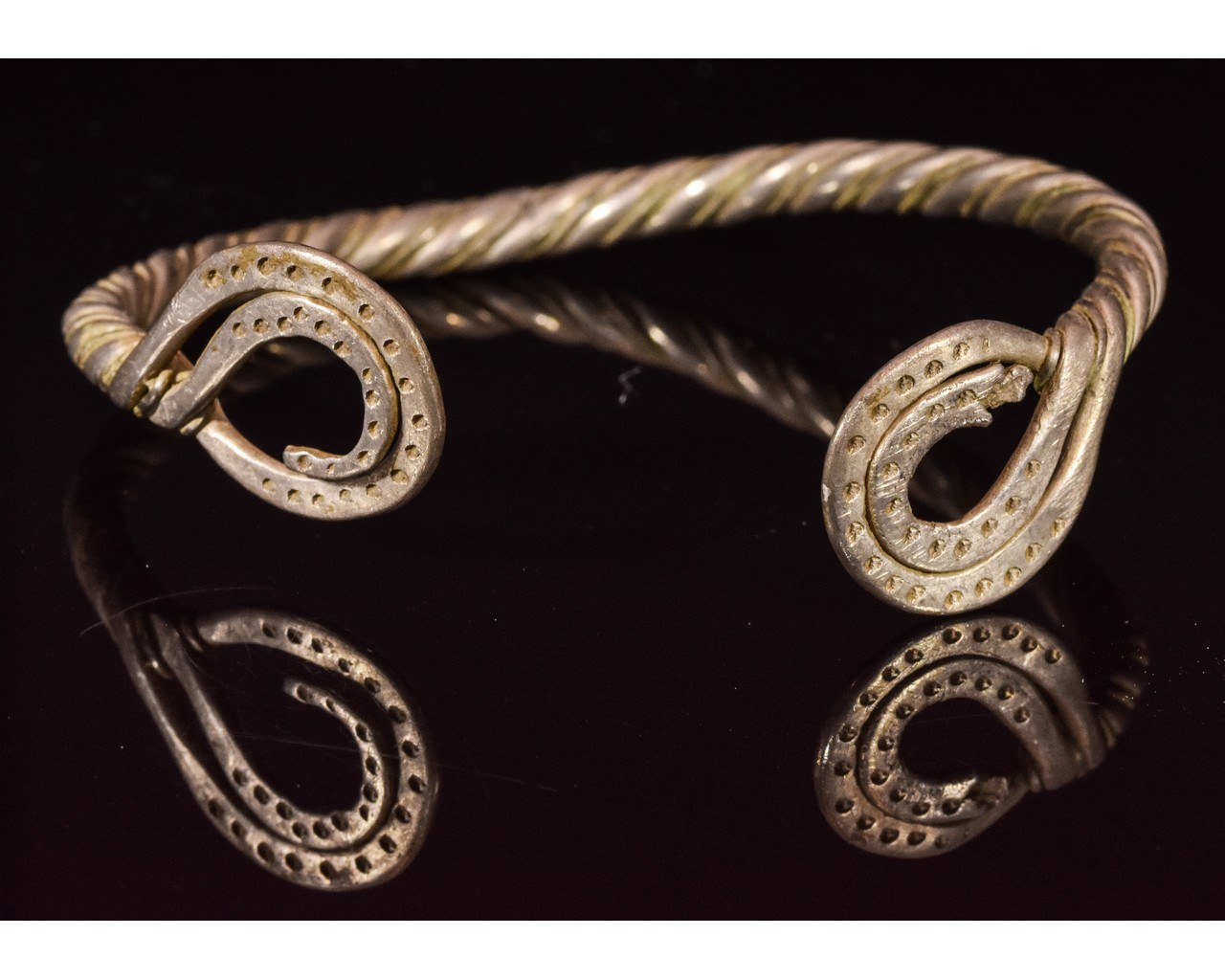 VIKING SILVER TWISTED BRACELET