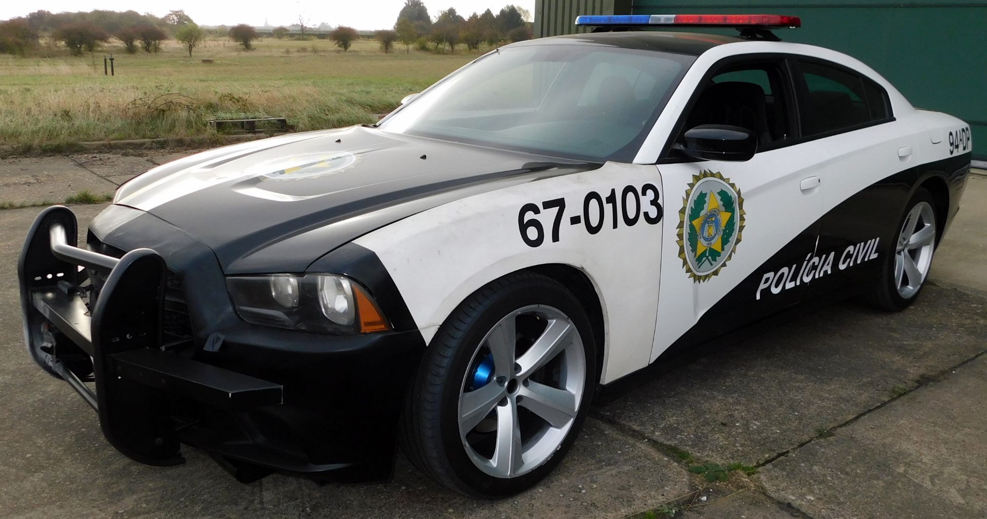 Dodge Charger 4 door saloon (Genuine Ex-Highway Patrol Car), LS3 V8 6.2 Litre Engine, Quaife - Image 4 of 21