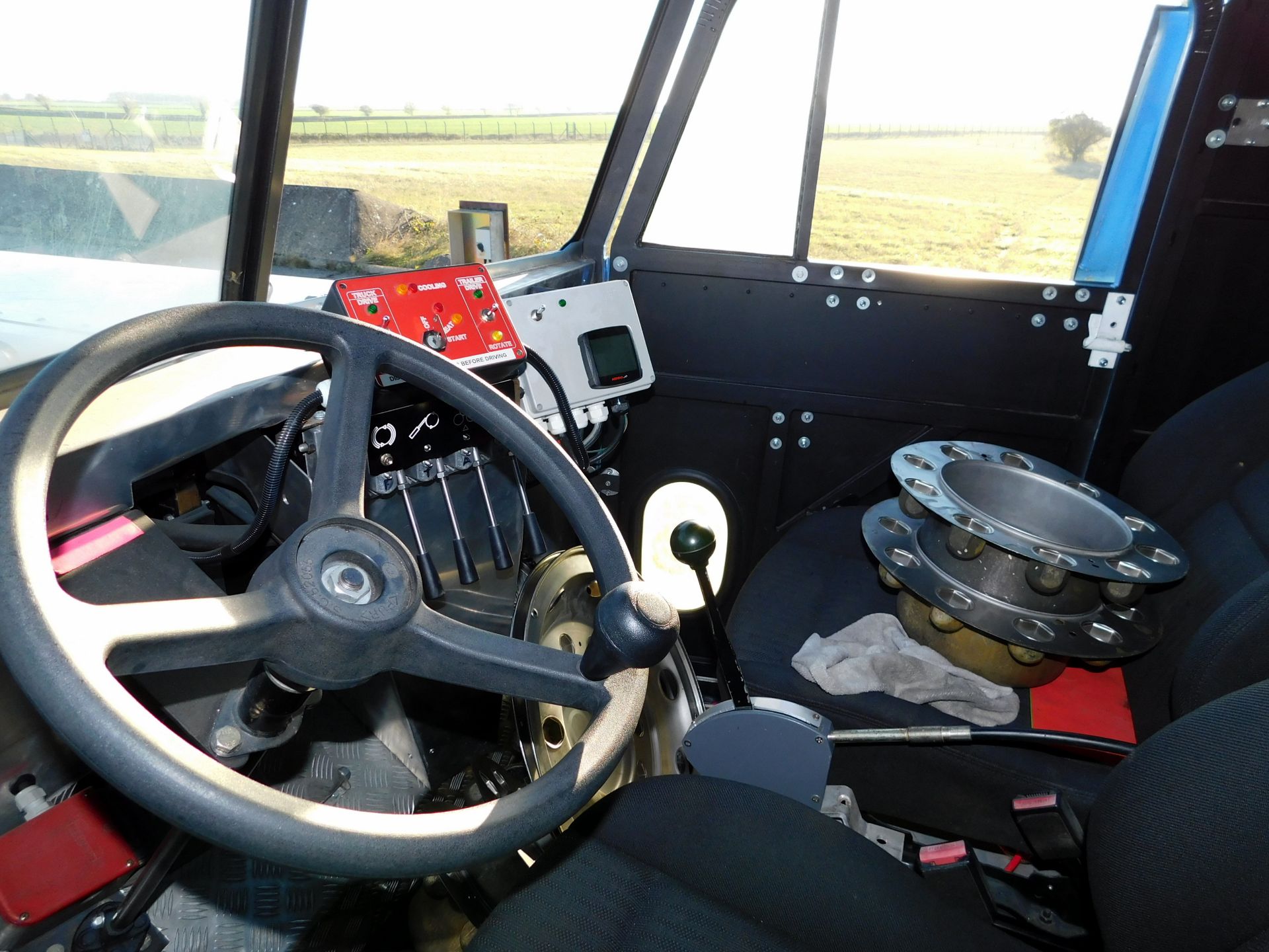 Scaled Down Bespoke Mack Tractor Unit, Deutz 914606 Diesel Engine, Hydraulic Pump & Drivetrain, - Image 18 of 26