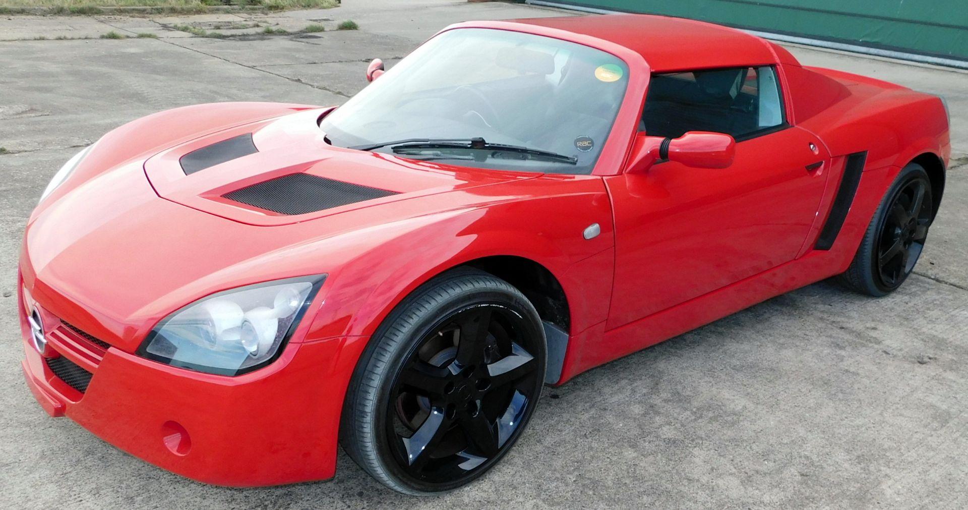 Vauxhall VX220 2.2 Litre Modified Speedster, Fixed Hard Top, Hydraulic Handbrake, Single Race - Image 2 of 9