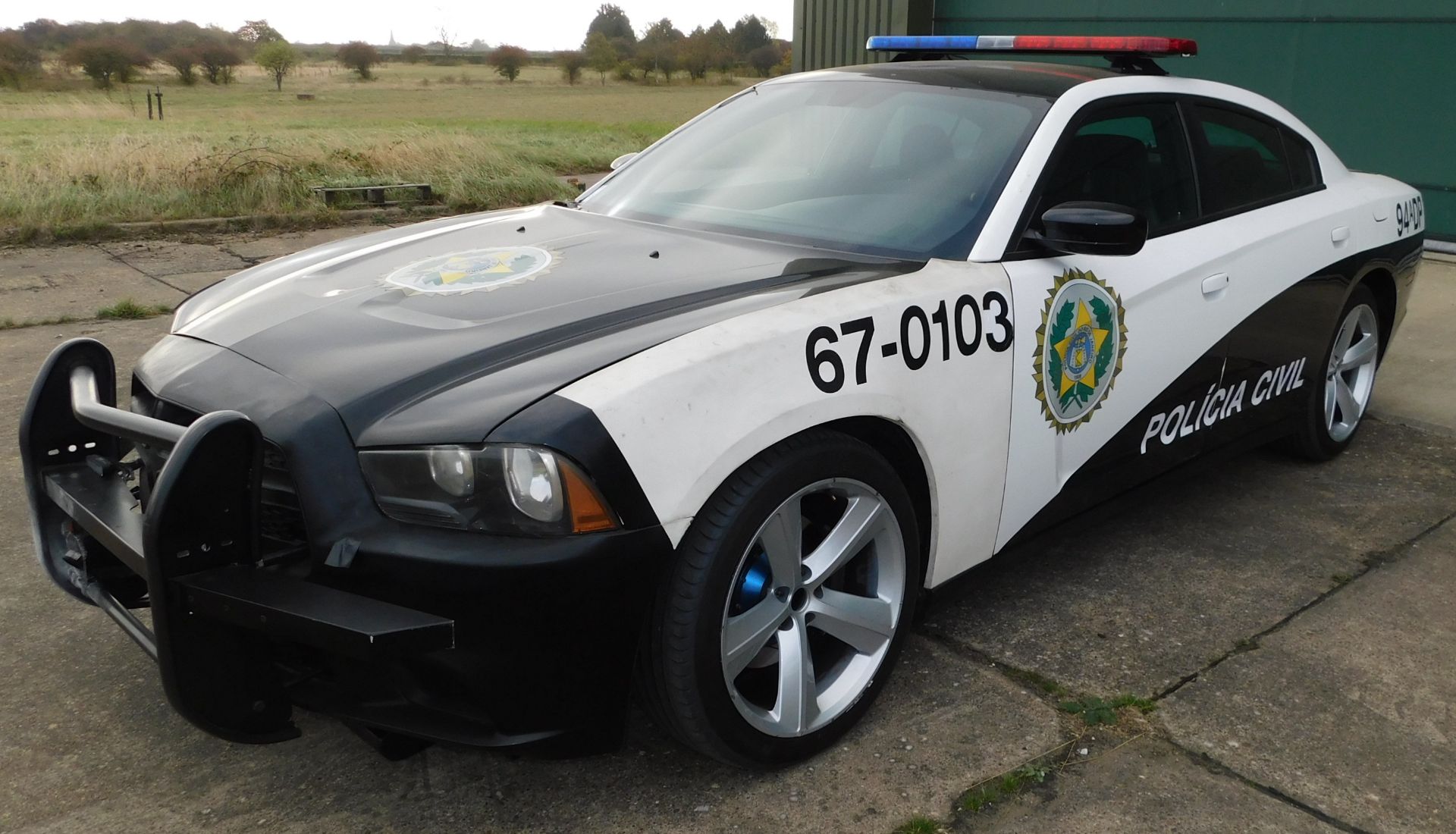 Dodge Charger 4 door saloon (Genuine Ex-Highway Patrol Car), LS3 V8 6.2 Litre Engine, Quaife - Image 13 of 21