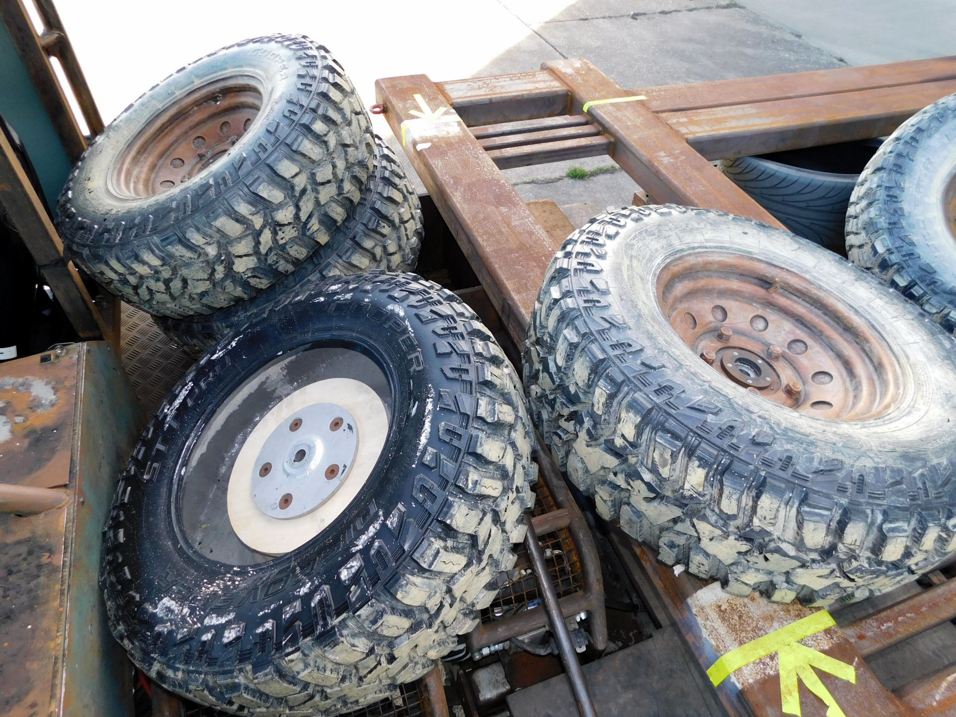 Osh Kosh Dune Truck, Replica of Vehicle seen In “Fast & Furious 5”*, LS3 6.2 Litre V8 engine, - Image 10 of 11