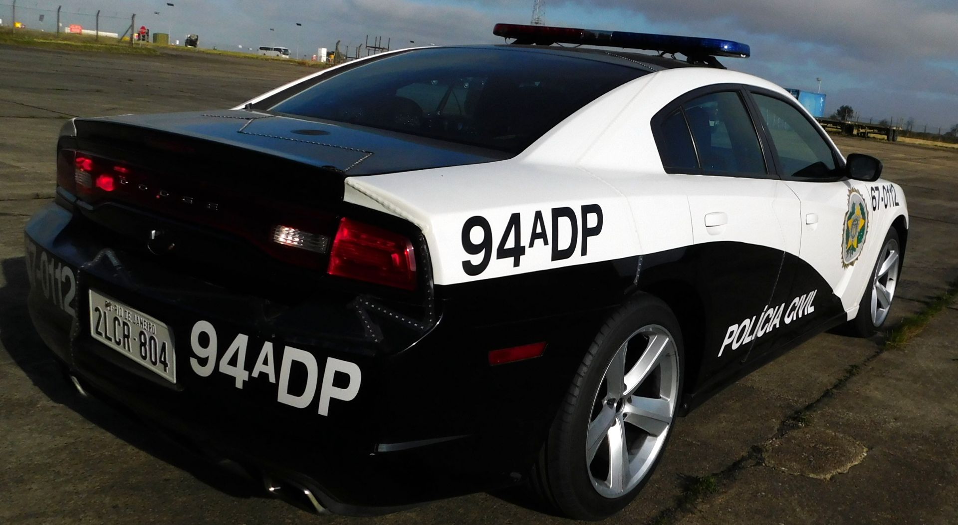 Dodge Charger 4 Door Saloon, Genuine Ex-Highway Patrol Car, LS3 V8 6.2 Litre Engine, Quaife - Image 7 of 19