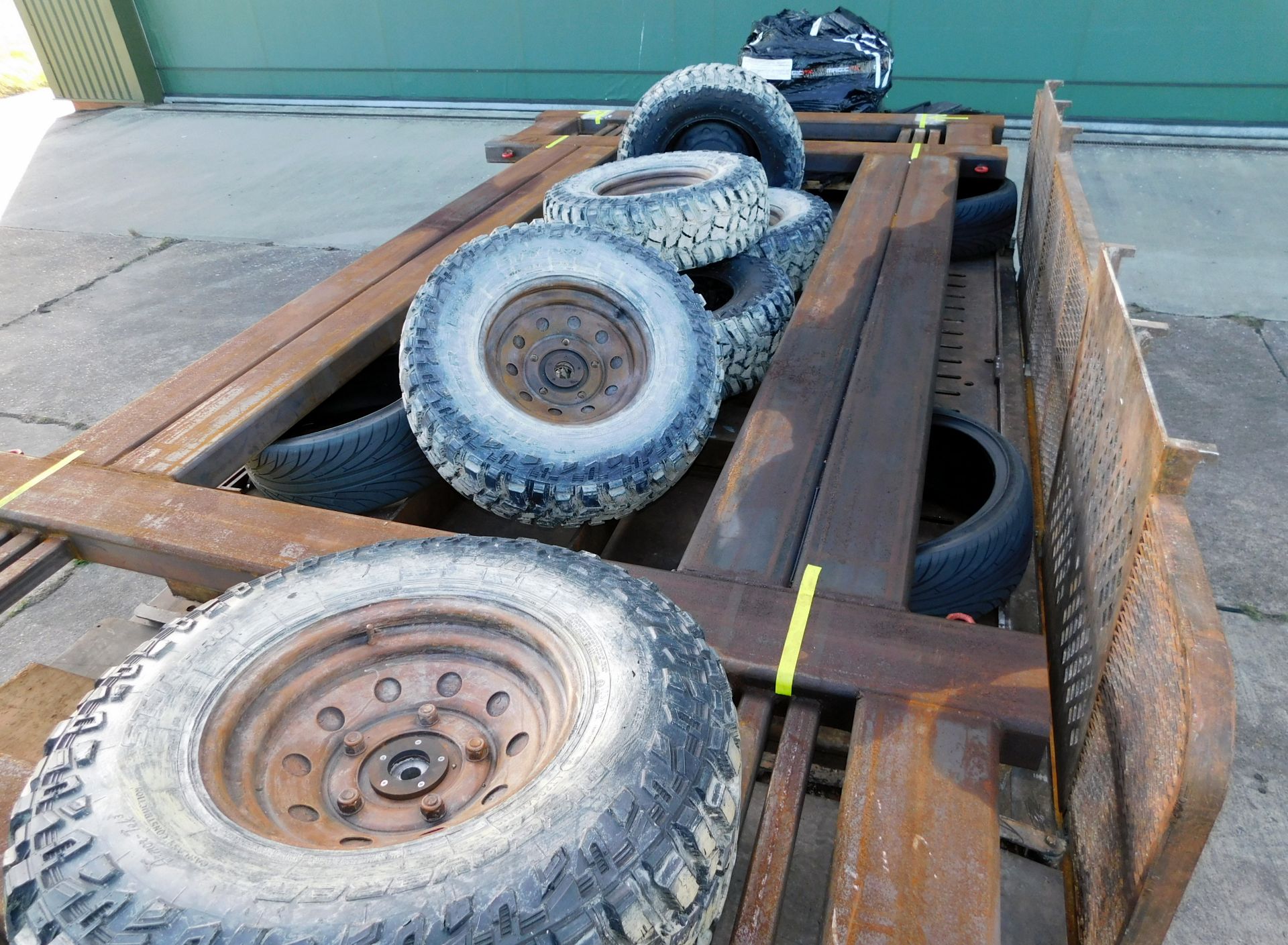 Osh Kosh Dune Truck, Replica of Vehicle seen In “Fast & Furious 5”*, LS3 6.2 Litre V8 engine, - Image 9 of 11