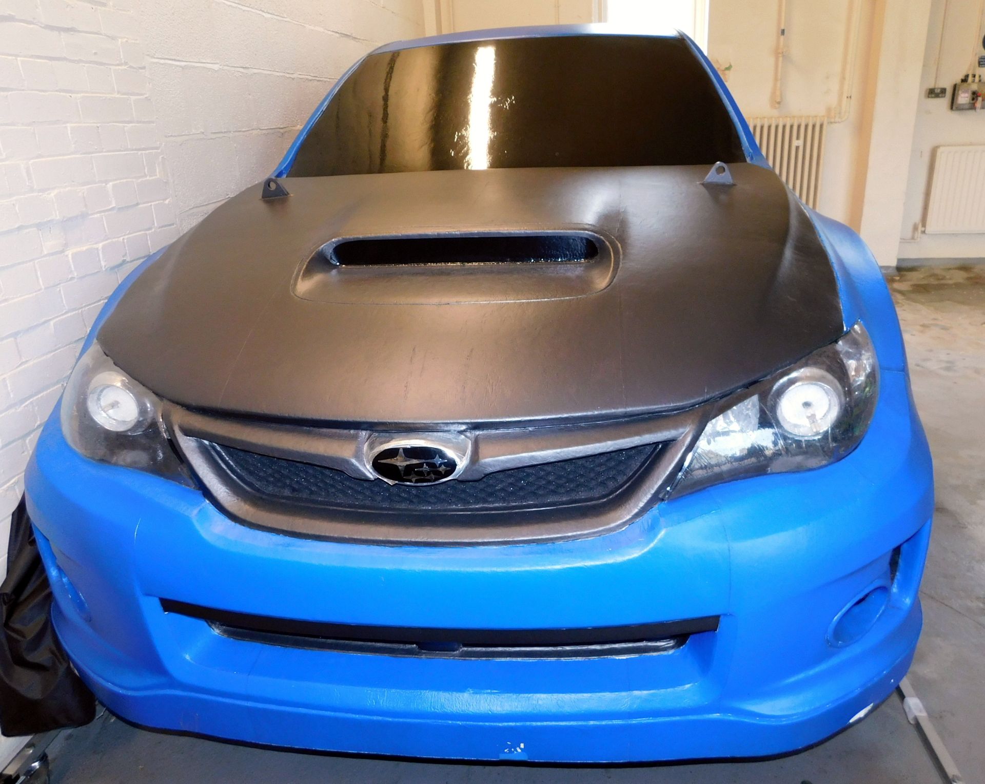 “Gear Factor” Helium Filled Flying Full Size Subaru Imprezza Model With 4 Electric Remote Controlled - Image 6 of 9