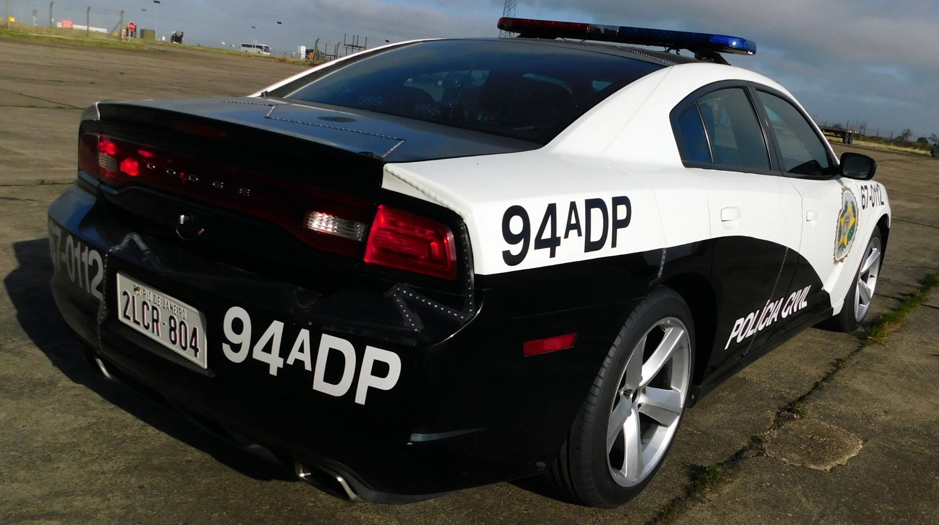 Dodge Charger 4 Door Saloon, Genuine Ex-Highway Patrol Car, LS3 V8 6.2 Litre Engine, Quaife - Image 6 of 19