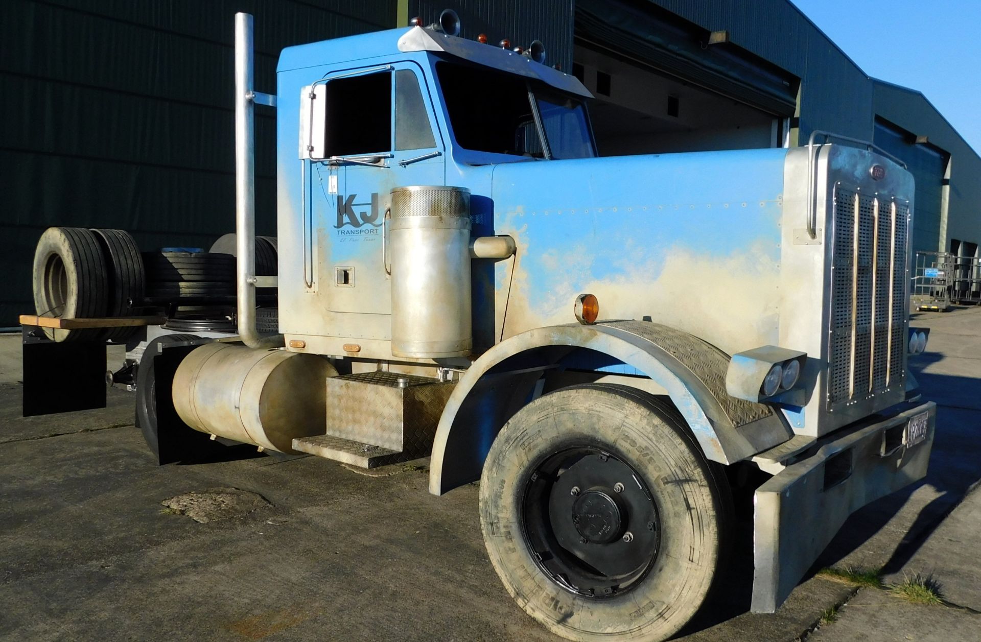 Scaled Down Bespoke Mack Tractor Unit, Deutz 914606 Diesel Engine, Hydraulic Pump & Drivetrain, - Image 8 of 26