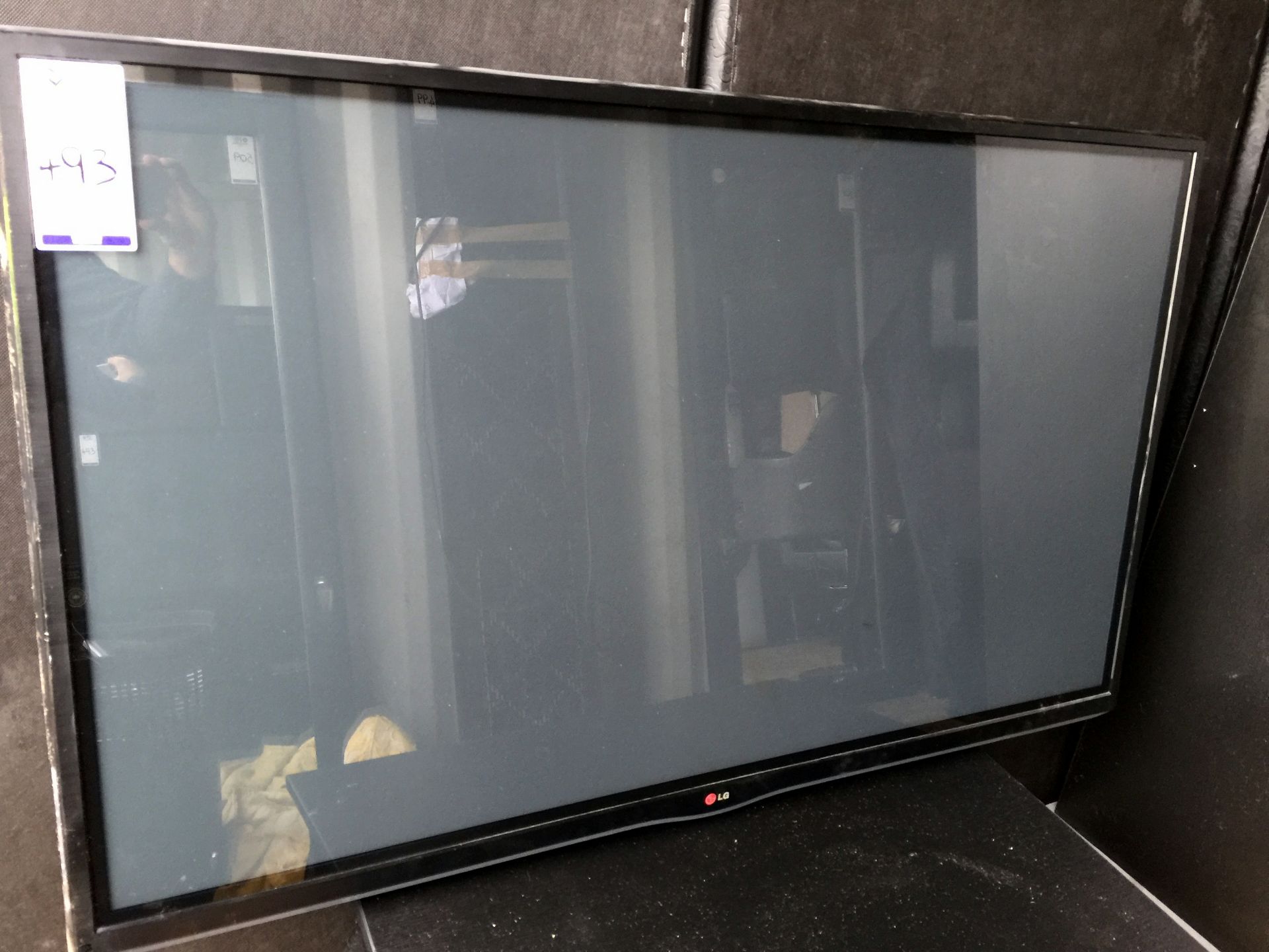 LG 50PN650T Plasma Screen (Located Upminster)