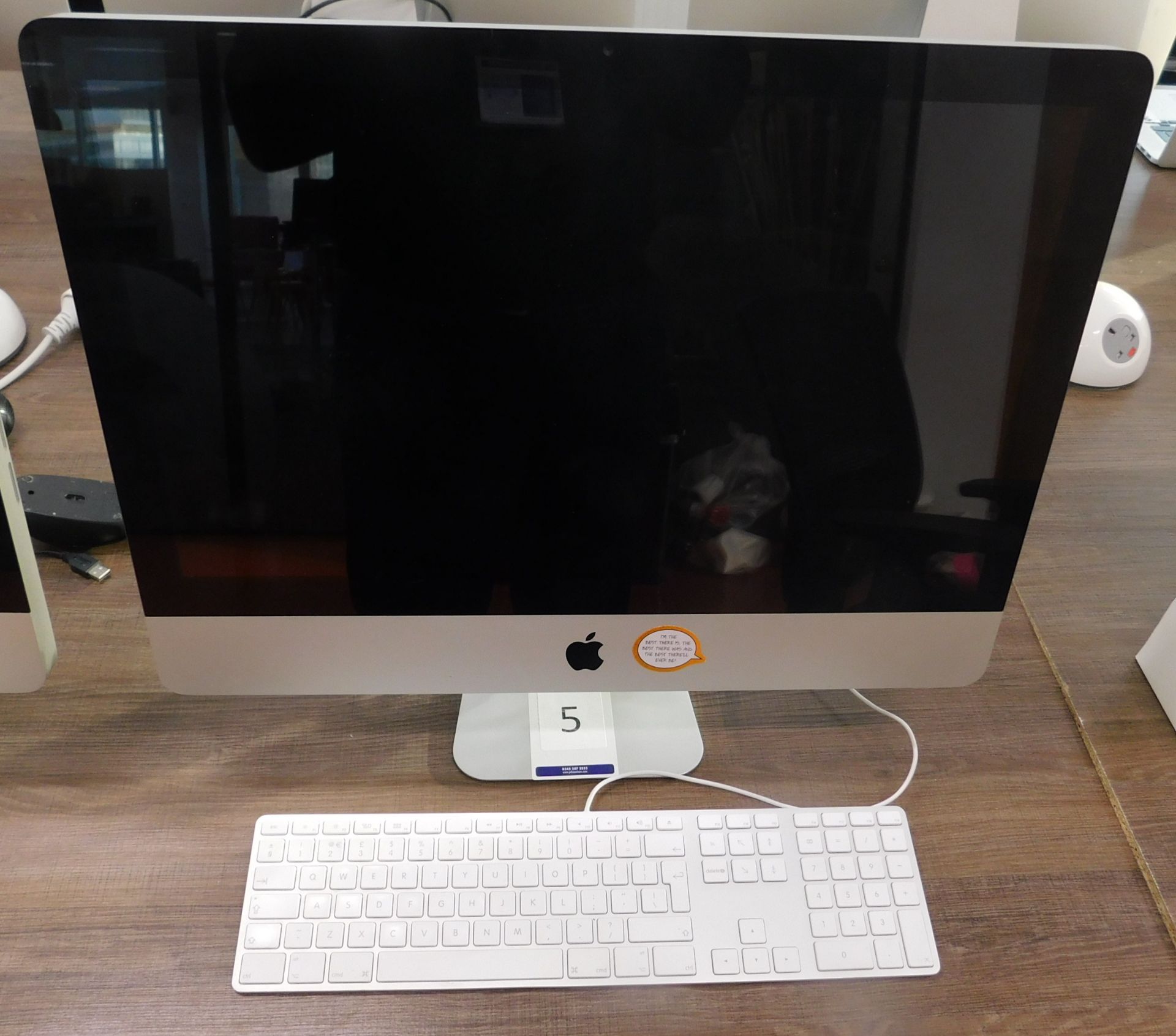 Apple 21.5in i5 iMac, 2.5ghz Processor, 4gb RAM, 500gb HDD, A1311, s/n C02GK7WEDHJF with Keyboard